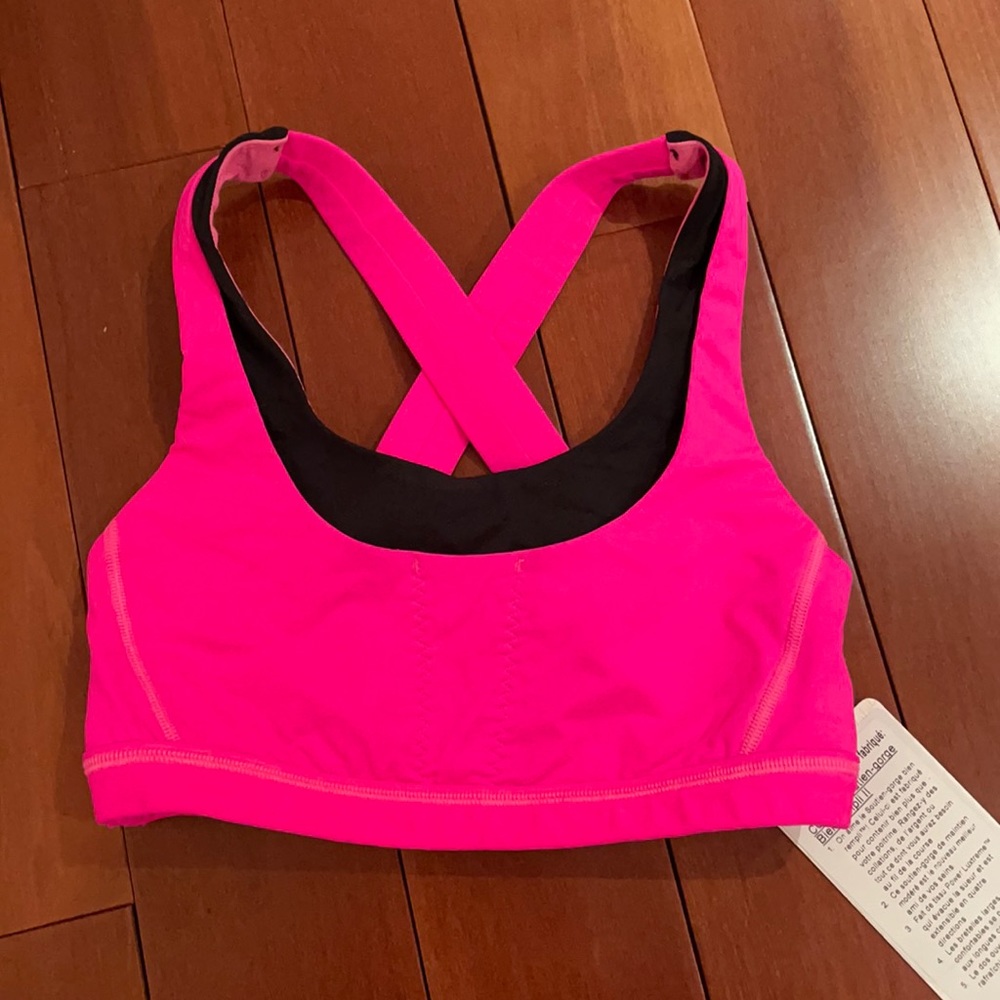 Lululemon NWT Run Stuff your Bra size 4